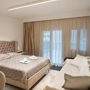  Apartment Ag.sofias Pedestrian Area Luxury Ap. & Big Balcony